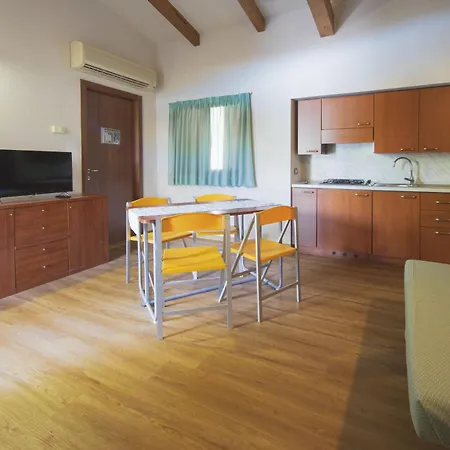 Heliopolis & Village * Pineto