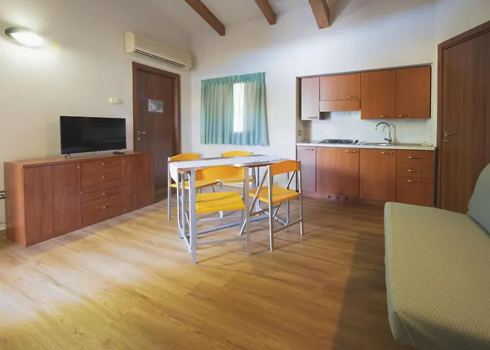 Heliopolis & Village * Pineto